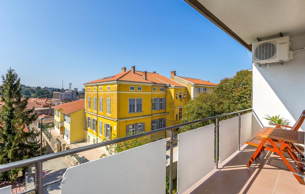 Penthouse Castropola Leilighet Eksteriør bilde